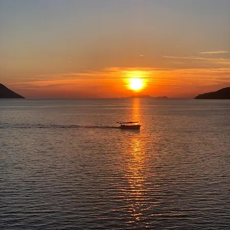 Kekova Szálloda 2*